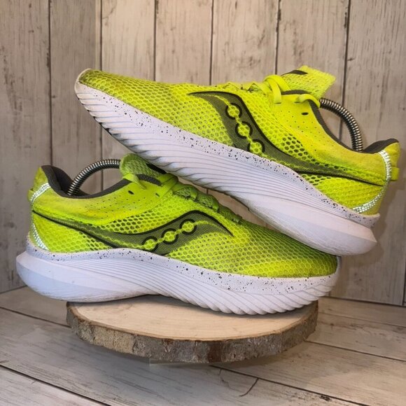 Saucony Kinvara 14 Running Shoes Women's Size 9.5 Yellow S10823-06 Sneakers - Picture 1 of 7